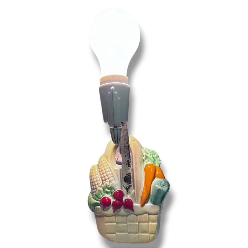 VTG Kitchen Lamp Chalkware 1940s Fruit Basket Kitschy Granny Core Homeware